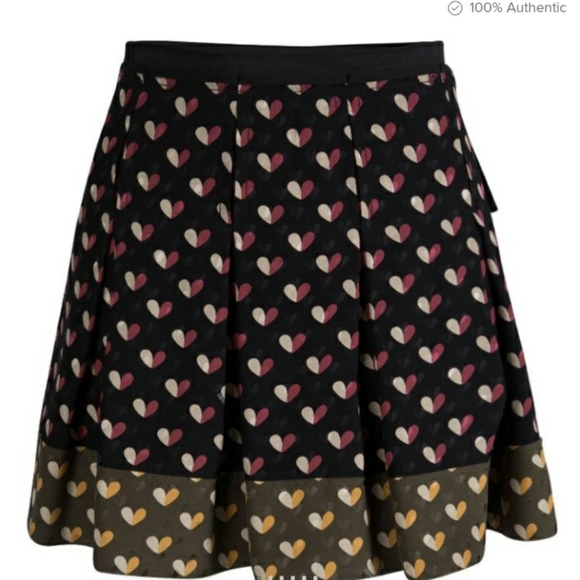 Louis Vuitton  multicolor  silk skirt.  Never be wear  it . New - Picture 1 of 7